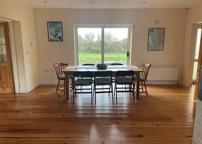 펜션 Heron House- Fermoyle